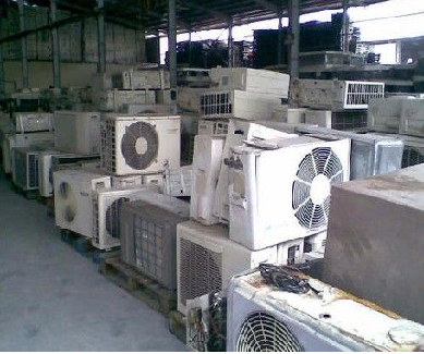 Used residential split air conditioner unit